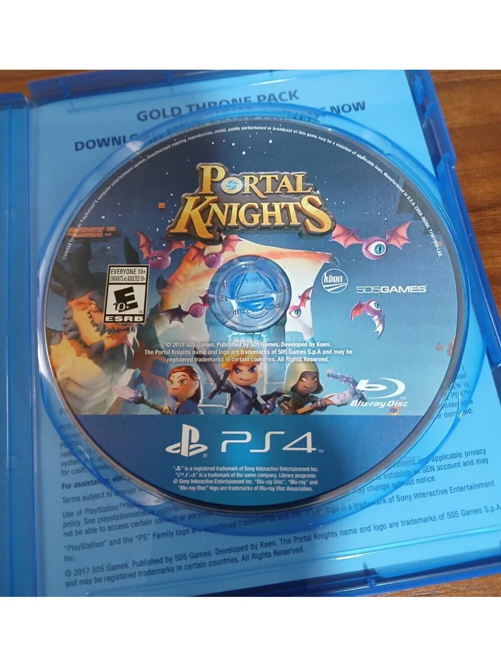 Portal Knights: Gold Throne Edition (Sony PlayStation 4)